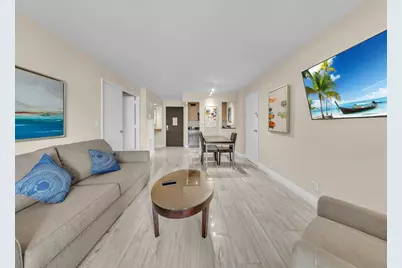 2670 E Sunrise Boulevard #323, Fort Lauderdale, FL 33304 - Photo 10