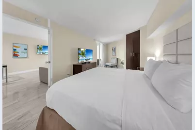 2670 E Sunrise Boulevard #323, Fort Lauderdale, FL 33304 - Photo 12