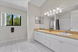 6111 SE Georgetown Pl, Hobe Sound, FL 33455 - Photo 22