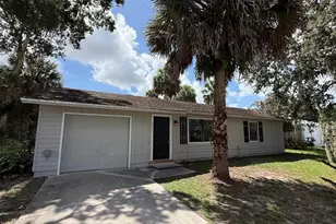 2325 SW Pamona St, Port Saint Lucie, FL 34953 - Photo 2