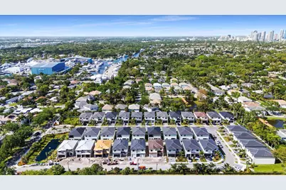 1449 SW 23rd Court, Fort Lauderdale, FL 33315 - Photo 24