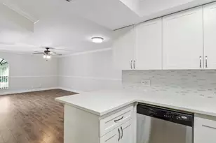 3640 Village Dr, Delray Beach, FL 33445 - Photo 8