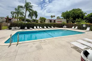 3640 Village Dr, Delray Beach, FL 33445 - Photo 22