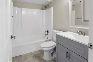 3640 Village Dr, Delray Beach, FL 33445 - Photo 18