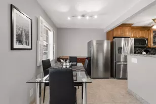 170 Kent J, West Palm Beach, FL 33417 - Photo 8