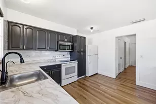 2708 Hinda Rd, West Palm Beach, FL 33403 - Photo 4