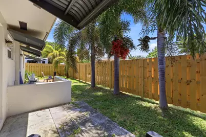 2708 Hinda Road #2708, West Palm Beach, FL 33403 - Photo 14
