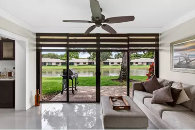 8310 Springlake Drive, Boca Raton, FL 33496 - Photo 10