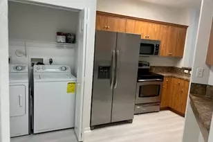 1951 Gardenia Ct, Riviera Beach, FL 33404 - Photo 4