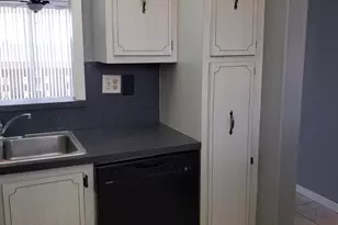 406 NW 68th Ave, Plantation, FL 33317 - Photo 2