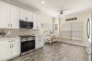 10932 SW Dunhill Ct, Port Saint Lucie, FL 34987 - Photo 8