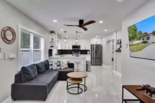 1701 Jefferson St, Hollywood, FL 33020 - Photo 12