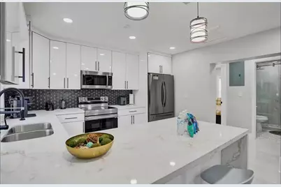 1701 Jefferson Street, Hollywood, FL 33020 - Photo 2