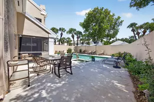33 Selby Ln, Palm Beach Gardens, FL 33418 - Photo 58