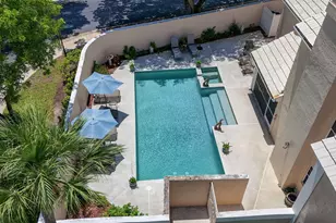 33 Selby Ln, Palm Beach Gardens, FL 33418 - Photo 56