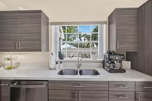 33 Selby Ln, Palm Beach Gardens, FL 33418 - Photo 24