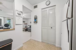 5901 Whispering Pine Way, Greenacres, FL 33463 - Photo 10