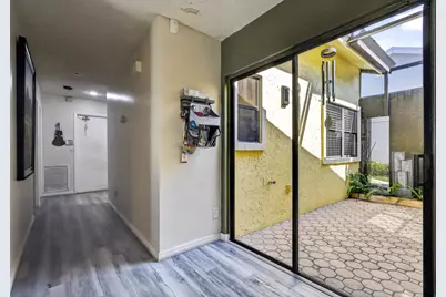 1055 NW 18th Avenue, Delray Beach, FL 33445 - Photo 14