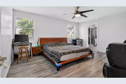 1055 NW 18th Avenue, Delray Beach, FL 33445 - Photo 10
