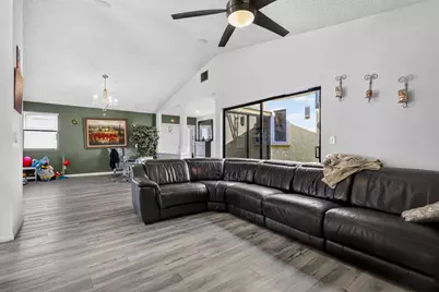 1055 NW 18th Avenue, Delray Beach, FL 33445 - Photo 16