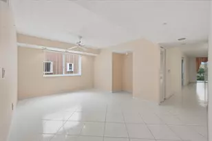 7649 E Granville Dr, Tamarac, FL 33321 - Photo 12