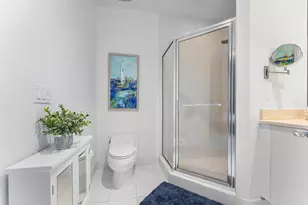 2640 Lake Shore Dr, Riviera Beach, FL 33404 - Photo 20