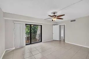 744 Springdale Cir, Palm Springs, FL 33461 - Photo 30