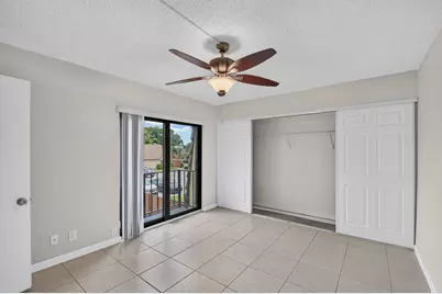 744 Springdale Circle, Palm Springs, FL 33461 - Photo 24
