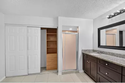744 Springdale Circle, Palm Springs, FL 33461 - Photo 32