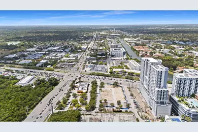16375 Biscayne Boulevard, North Miami Beach, FL 33160 - Photo 6
