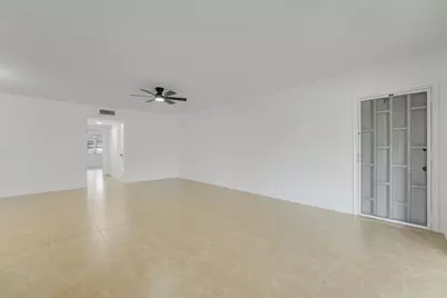 1142 W Circle Ter Terrace W #C, Delray Beach, FL 33445 - Photo 4