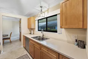 109 Half Moon Cir, Jupiter, FL 33458 - Photo 8