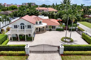 1098 Spanish River Rd, Boca Raton, FL 33432 - Photo 2