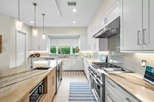 217 Gulfstream Blvd, Boynton Beach, FL 33435 - Photo 10