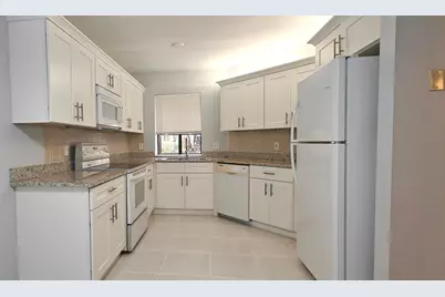 5139 Europa Drive #H, Boynton Beach, FL 33437 - Photo 10