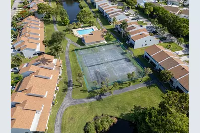 1599 Woodbridge Lakes Circle, West Palm Beach, FL 33406 - Photo 36