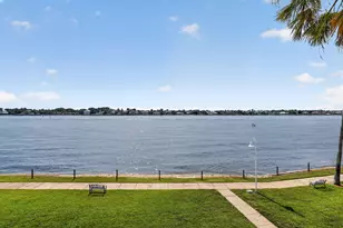 180 Yacht Club Way, Hypoluxo, FL 33462 - Photo 10