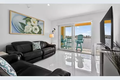 180 Yacht Club Way #304, Hypoluxo, FL 33462 - Photo 8