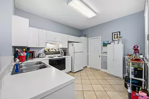 2185 Salerno Cir, Weston, FL 33327 - Photo 10