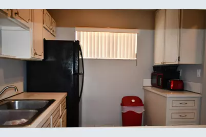 2721 N Garden Dr Drive N #202, Lake Worth, FL 33461 - Photo 12