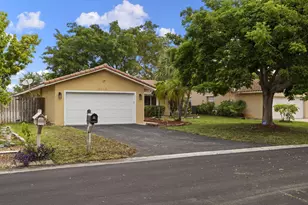 8915 NW 26th Ct, Coral Springs, FL 33065 - Photo 4