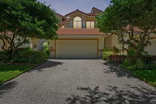 692 W Palm Aire Dr, Pompano Beach, FL 33069 - Photo 42