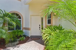 692 W Palm Aire Dr, Pompano Beach, FL 33069 - Photo 4