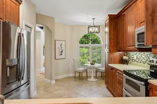 692 W Palm Aire Dr, Pompano Beach, FL 33069 - Photo 12