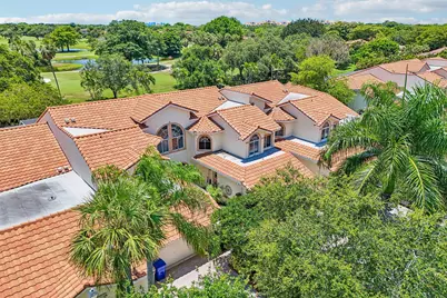 692 W Palm Aire Drive, Pompano Beach, FL 33069 - Photo 44