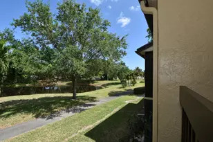 5087 Oakhill Ln, Delray Beach, FL 33484 - Photo 12
