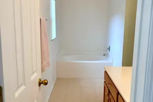 2408 Sandridge Cir, Eustis, FL 32726 - Photo 16