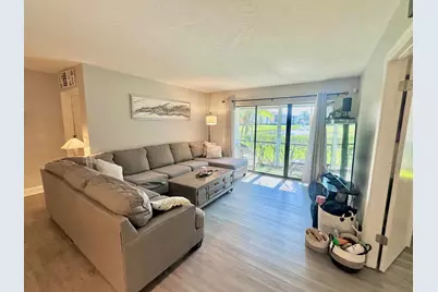 1104 Green Pine Boulevard #G1, West Palm Beach, FL 33409 - Photo 4
