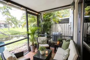 2011 E Discovery Cir E, Deerfield Beach, FL 33442 - Photo 6