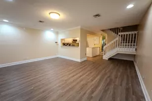 2011 E Discovery Cir E, Deerfield Beach, FL 33442 - Photo 20